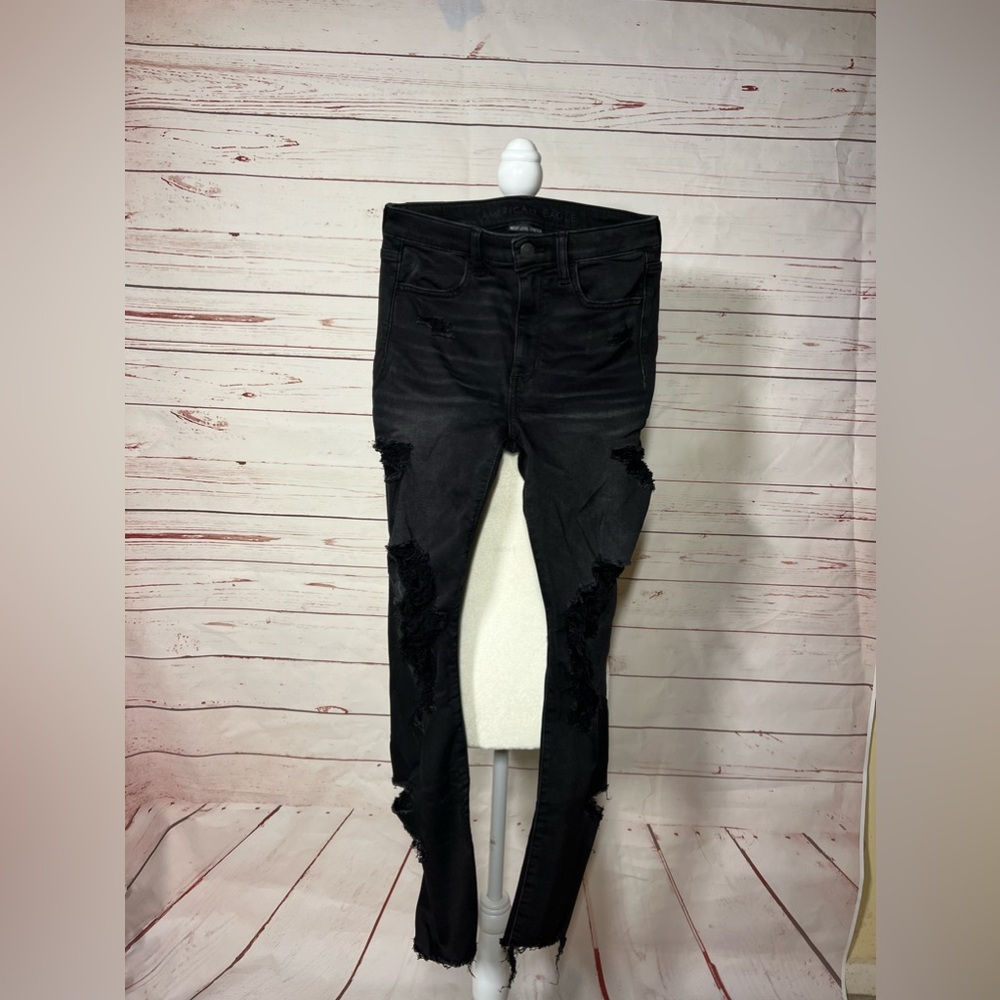 Black ripped skinny jeans